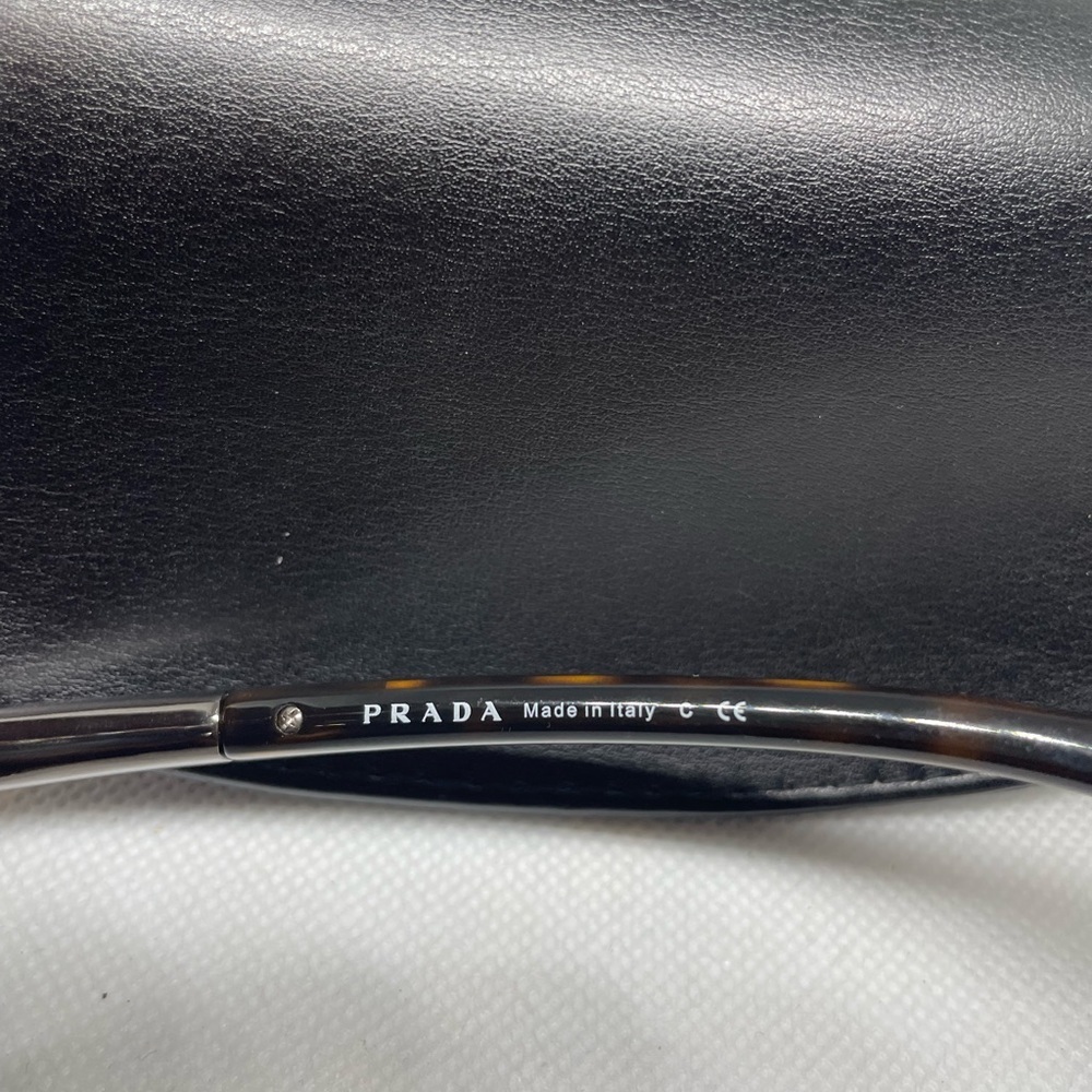 Prada Women’s Sunglasses SPR68O 5AV-3M 49/17/149 New No Tags - Picture 8 of 16